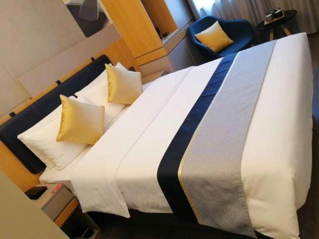 Home Inn Kunming Baita Road Bagian luar foto