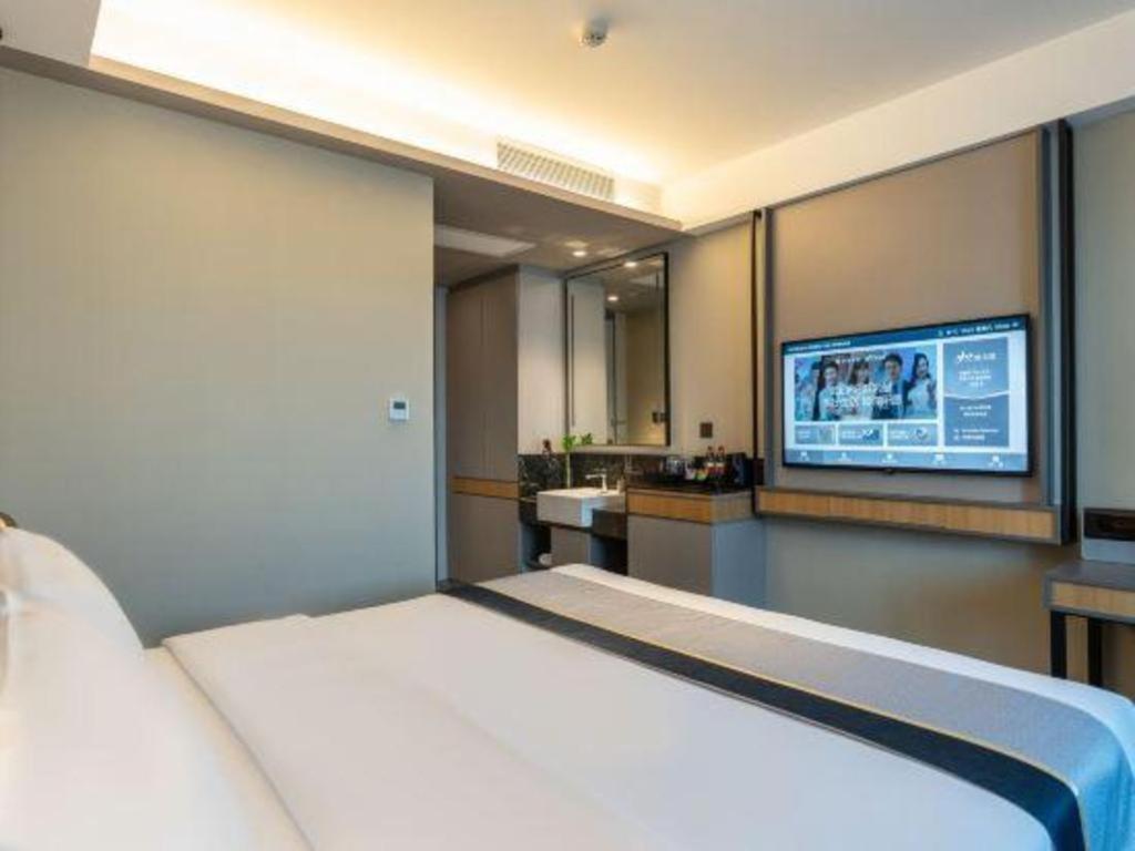 Home Inn Kunming Baita Road Bagian luar foto