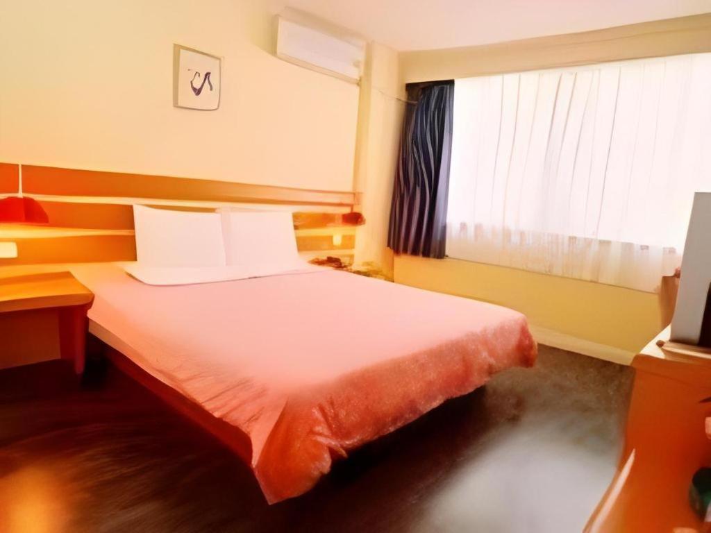 Home Inn Kunming Baita Road Bagian luar foto