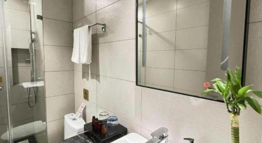 Home Inn Kunming Baita Road Bagian luar foto