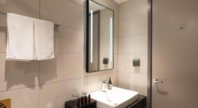 Home Inn Kunming Baita Road Bagian luar foto